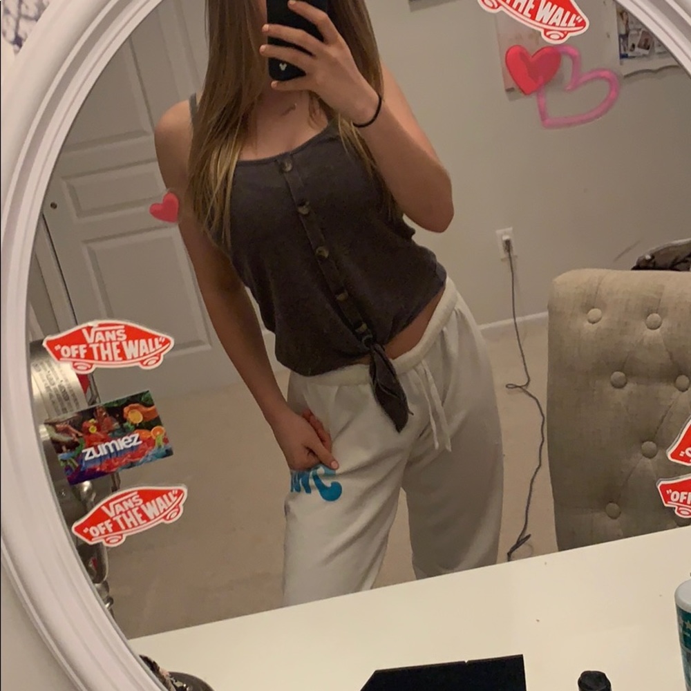 grey american eagle loose tank